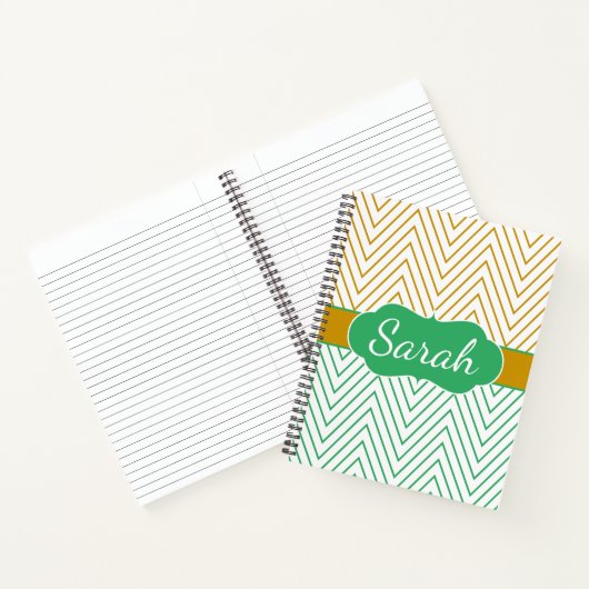 Mint Green Gold Chevron Personalized Pattern ノートブック (内部)