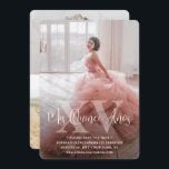 Mis XV Quinceaenera 4モダン写真15誕生日 セーブザデート<br><div class="desc">共有シックな写真コラージュ「Mis Quince Ainos」と来るキンセアニラお祝いの楽しいニュースモダンは、日付の招待状を保存する。この写真上のすべてのテンプレートはパーソナライズするシンプルための用語である。カラー、フォントスタイル、オーバーレイ不透明度は、Zazzleデザインエディカスタマイズタ・ツールで簡単に使用できる。ミニマルな白黒デザインはローマ数字はっきりしたXV、トレンディー台本の書道、クラシックタイポグラフィ、お好みエレガントの4枚の写真を備えている。このテンプレートは15歳の誕生日パーティー用に設定されているが、年齢やイベントに対しパーソナライズされたて一意に設定できる。このキンチェニェラ保存の日付カードスタイリッシュは、少女の来るミ10代のス・カインズ・アニョスお祝いを発表する方法である。フェリズ・クンプレーノキンセアニェラ!15歳の誕生日おめでとう！</div>