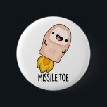 Missile Toe Funny Mistletoe Pun 缶バッジ<br><div class="desc">Missile Toe Funny Mistletoe Pun features a cute toe shooting off like a missile. Perfect pun gift for family and friends who love cute mistletoe toe puns.</div>