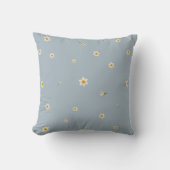Mist Blue Japanese Narcissus Floral Pattern クッション (正面)