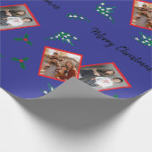 MistletoeとHolly Berryの2枚の写真 ラッピングペーパー (角)