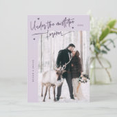 Mistletoe Foreverの下で新婚フォトパープル シーズンカード (スタンド正面)