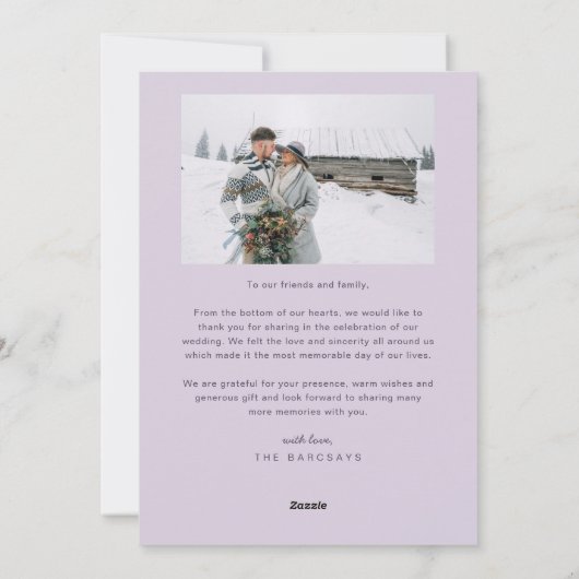 Mistletoe Foreverの下で新婚フォトパープル シーズンカード (裏面)