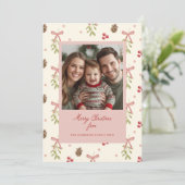 Mistletoe Pinecone Berry Pattern Photo  シーズンカード (スタンド正面)
