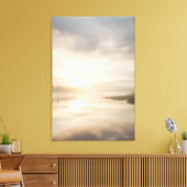 Misty Lake Sunrise Golden Reflection キャンバスプリント (インサイチュ (リビング))