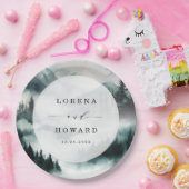 Misty Mountain Pine Forest Moon Wedding ペーパープレート (パーティー)