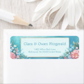 Misty Teal Pink Peony Gold Frame Wedding ラベル (インサイチュ)