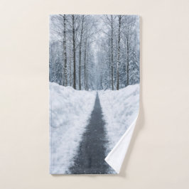 Misty Winter Forest Path Winter Landscape ハンドタオル