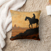 Mixed Media Lone Rider Throw Blanket - Textured We クッション (ブランケット)