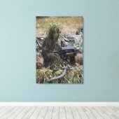 MK-19手榴弾ランチャーを持つ兵士 キャンバスプリント (インサイチュ (ウッドフロア))