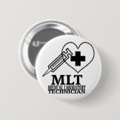 MLTのハートのスポイトの衛生検査隊TECHのロゴ 缶バッジ (正面&裏面)