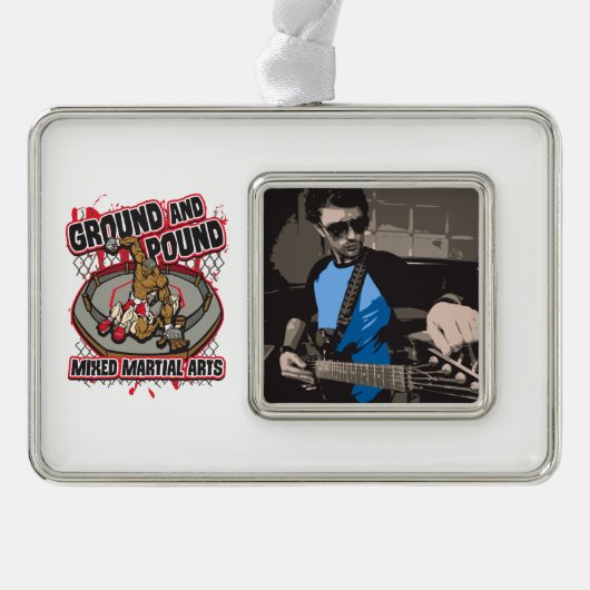 MMAの地面およびポンド シルバープレートフレームオーナメント (正面)