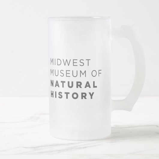 MMNHによって曇らされるマグ フロストグラスビールジョッキ (右)