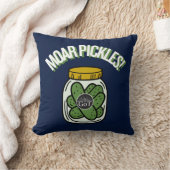 Moar Pickles! Throw Pillow クッション (ブランケット)