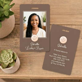 Mocha Brown Script Logo Photo Lashes and Brows バッジ