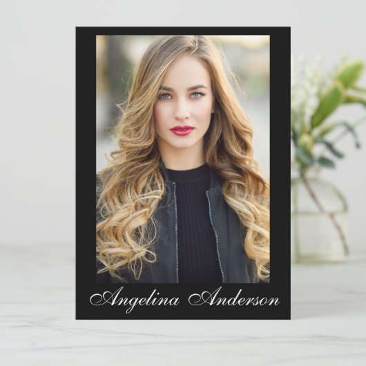 Model Actor Comp Card Blk - 4フォトバック – スクリプト (スタンド正面)