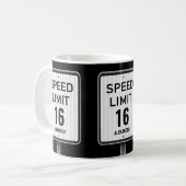 Modern 16th Birthday Speed Sign コーヒーマグカップ (正面左)