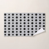 Modern Abstract Black Polka Dots on Silver Gray バスタオルセット (ハンドタオル)