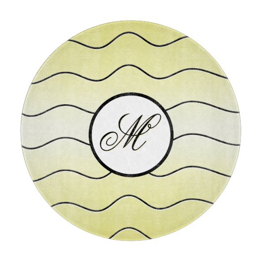 Modern Abstract Line Art Initial Butter Yellow カッティングボード (正面)