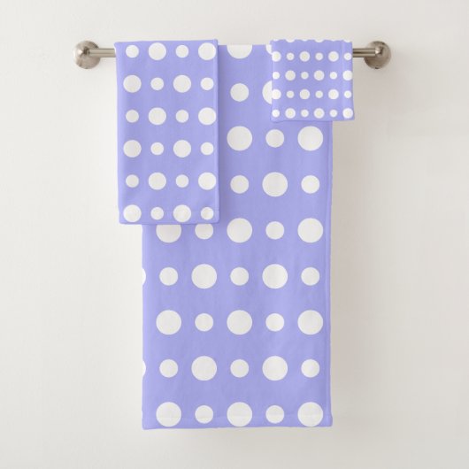 Modern Abstract White Polka Dots on Light Blue バスタオルセット (インサイチュ)
