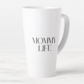 Modern and Classy Typography Mommy Life カフェラテマグ (右アングル)