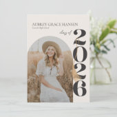 Modern Arch Class of 2026 Graduation Invitation 招待状 (スタンド正面)