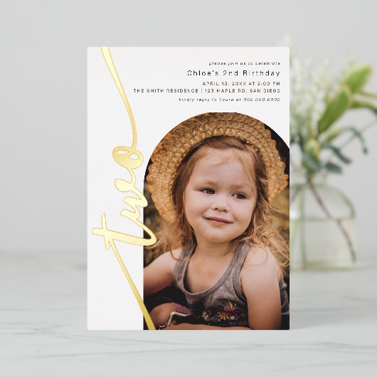 Modern Arch Photo Vertical Script 2nd Birthday 箔招待状 (立ち正面)