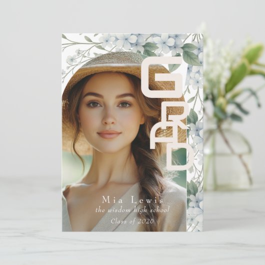 Modern Arch Soft Blue Hydrangeas Graduation Photo 案内状 (スタンド正面)