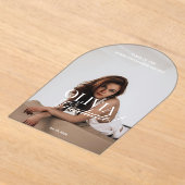 Modern Arch Typography Script Grad Announcement アクリル招待状 (レイダウン)