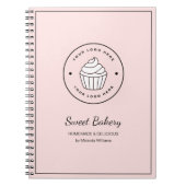 Modern Bakery Pink Custom Logo ノートブック (正面)