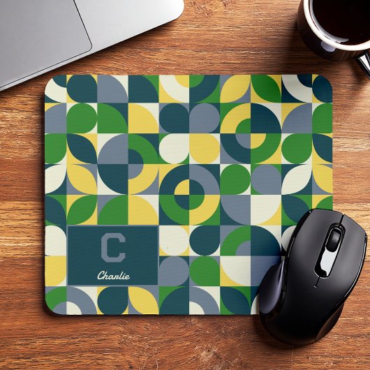 Modern Bauhaus Abstract Geometric Monogram Pattern マウスパッド