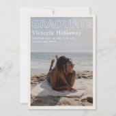 Modern Beach Photo Graduation Announcement Card 招待状 (正面)