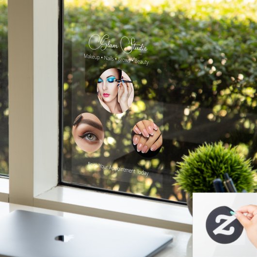 Modern Beauty Professional Beauty Studio ウィンドウサイン (オフィス)