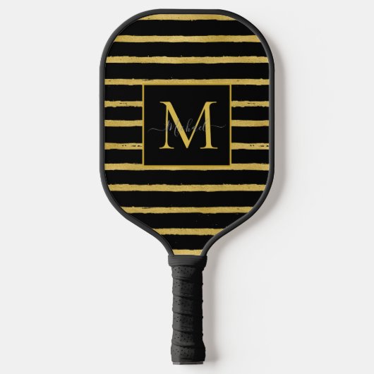 Modern Black and Gold Striped Monogram Name ピックルボールラケット (正面)