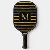 Modern Black and Gold Striped Monogram Name ピックルボールラケット (裏面)