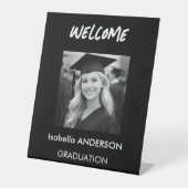 Modern Black and White Graduation Party 台座サイン (正面)