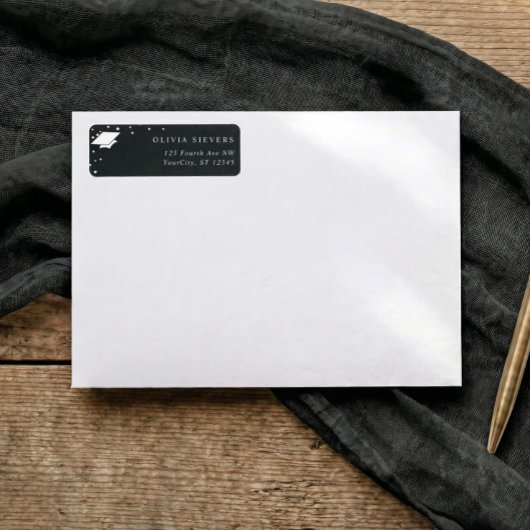 Modern Black and White Graduation Return Address ラベル