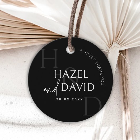 Modern Black and White Monogram Minimalist Wedding フェイバータグ