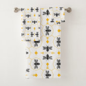 Modern Black and Yellow Bee Pattern Monogram バスタオルセット (インサイチュ)