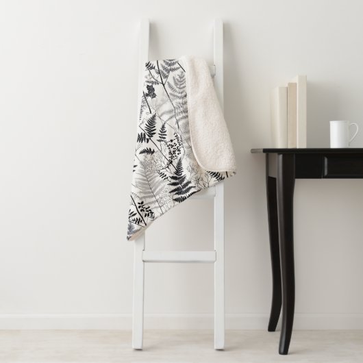 Modern black fern pattern  シェルパブランケット (インサイチュ)