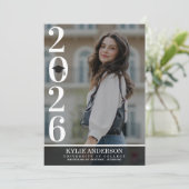 Modern Black Graduation Cap Senior Photo 招待状 (スタンド正面)