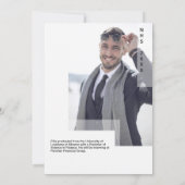 Modern Black Typography & Tassel Grad Party Photo 招待状 (裏面)