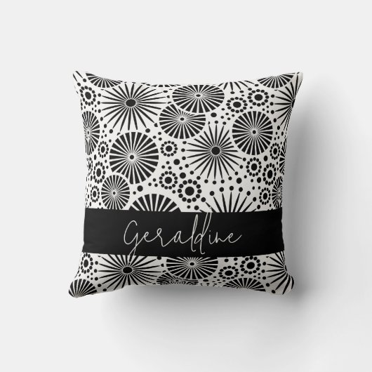 Modern black white geometric starburst Name クッション (裏面)
