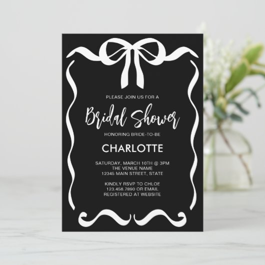 Modern Black White Ribbon Bow Bridal Shower 招待状 (スタンド正面)