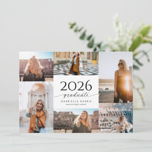 Modern Black + White Script 2026 Graduation 招待状 (スタンド正面)