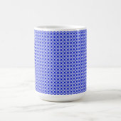 Modern Blue and White Geometric Diamond Pattern コーヒーマグカップ (中央)