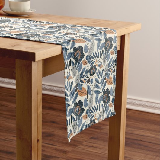 Modern Blue Botanical Spring Floral Table Runner ショートテーブルランナー (インサイチュ)