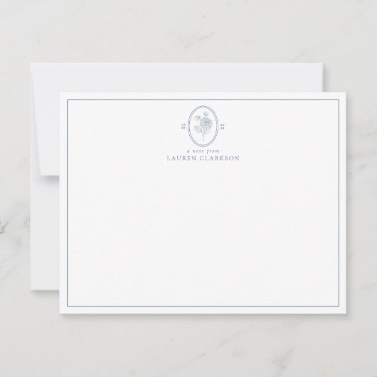 Modern, Blue Floral Oval Monogram Note Card 招待状 (正面)