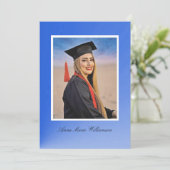 Modern Blue Gradient Graduation Announcement 招待状 (スタンド正面)