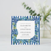 Modern Blue Hydrangeas Stripe RSVP QR Code Wedding 招待状 (スタンド正面)